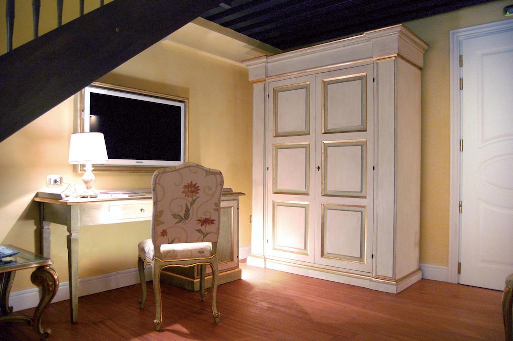 Villa Silvana 보스코리알레 객실 사진